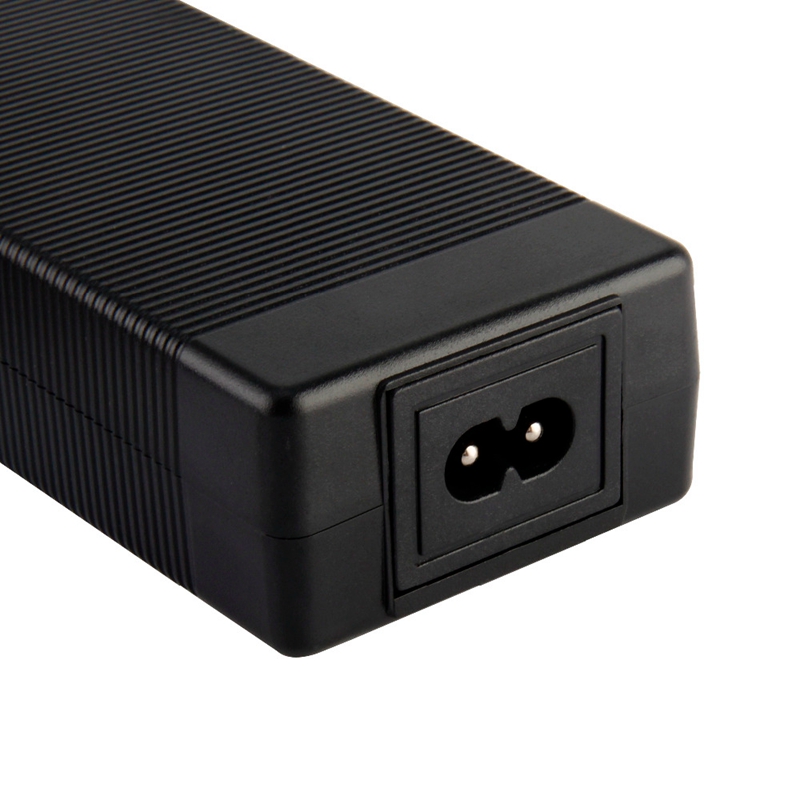12.6V 3A Lithium Battery Charg - Fish Finder Charger recension och pris